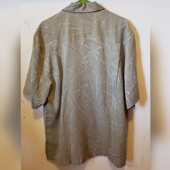 Jamaica Jaxx 100% Silk Aloha Shirt - Picture 3 of 3